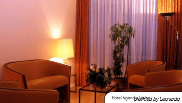 Hotel Agenda Louise Brussels Bilik gambar